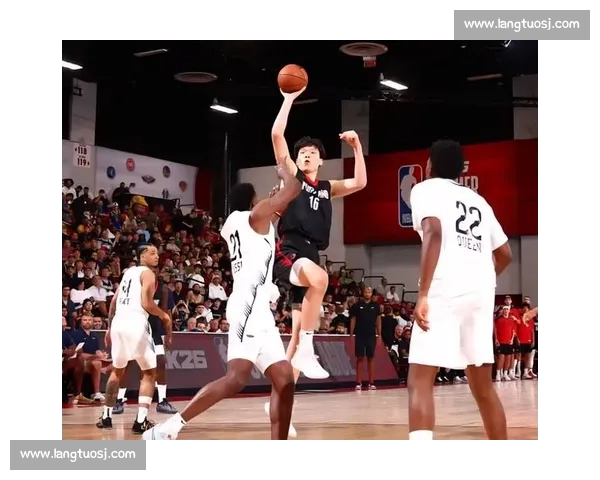 夏联 45.5% 三分神射!火箭旧将拒高薪坚守 NBA 梦 夏联 45.5% 三分神射!火箭旧将拒高薪坚守 NBA 梦