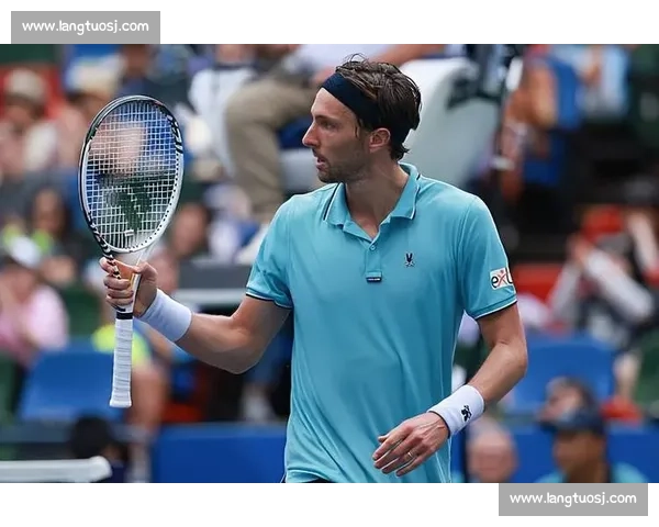 黑马夺冠收官！上海大师赛 25 万人燃动全民网球热