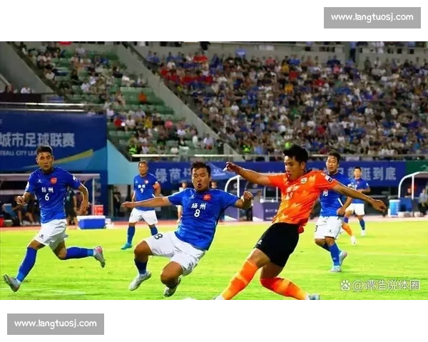 立柱拒绝奇迹！常州队苏超最接近进球瞬间引爆全场，球迷雨中助威不离不弃