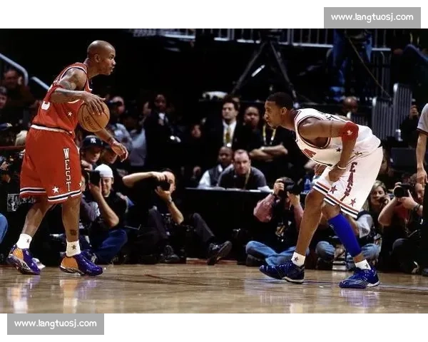 巅峰对决回顾vs麦迪魔术时代的传奇瞬间与赛场荣光经典战役全景解析 巅峰对决回顾vs麦迪魔术时代的传奇瞬间与赛场荣光经典战役全景解析