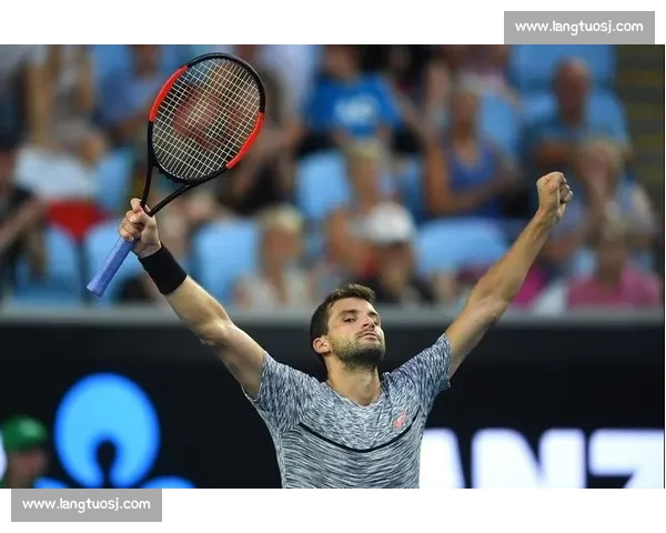 纳达尔与迪米特洛夫巅峰对决老将经验与新生力量碰撞赛场火花四溅