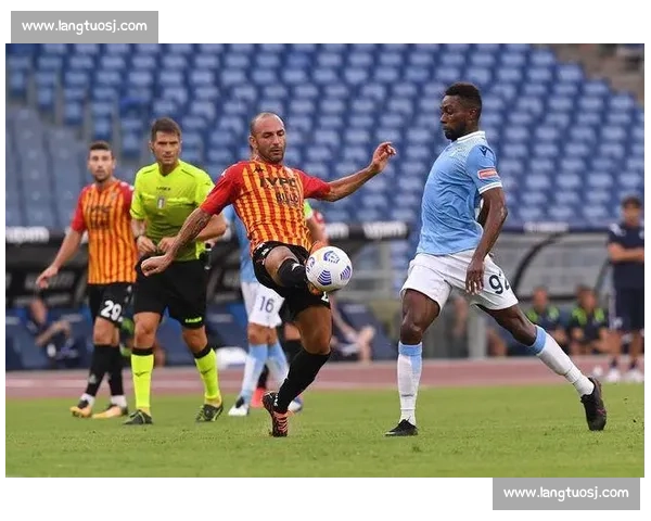 贝内文托迎战罗马意甲焦点对决攻防走势全面解析与赛前前瞻胜负关键 贝内文托迎战罗马意甲焦点对决攻防走势全面解析与赛前前瞻胜负关键